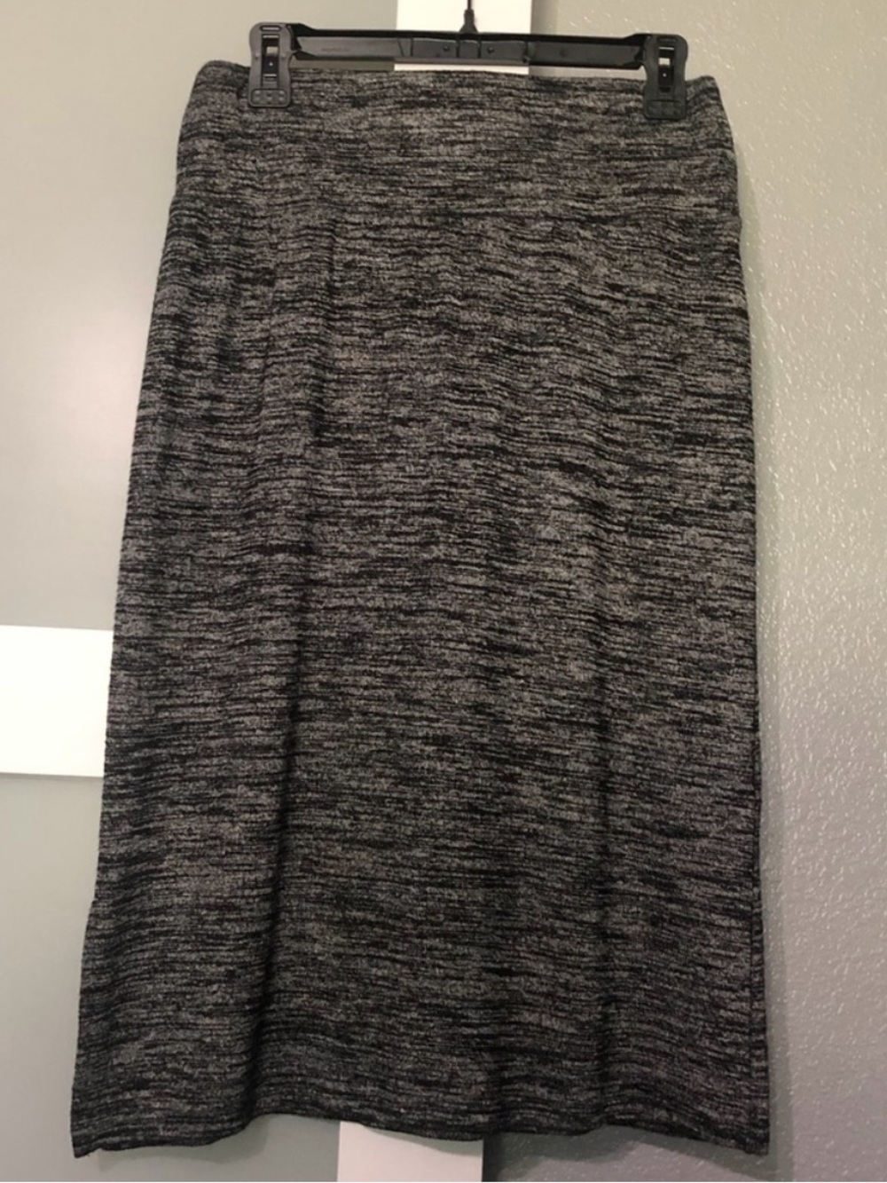 Women’s Gray/Black Midi Skirt